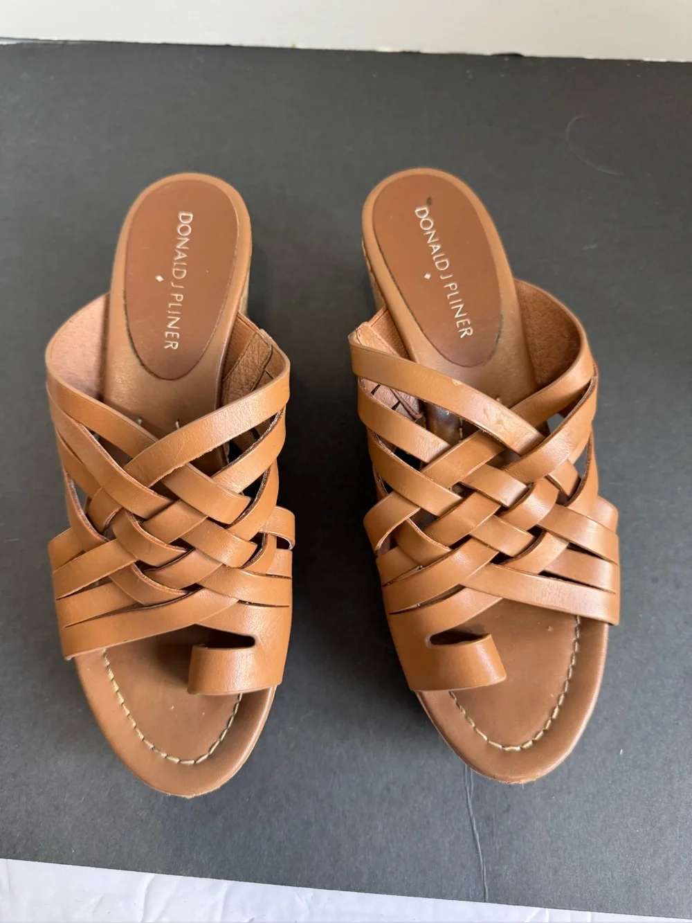 Donald Pliner multi-strap wedge sandals Size 6M